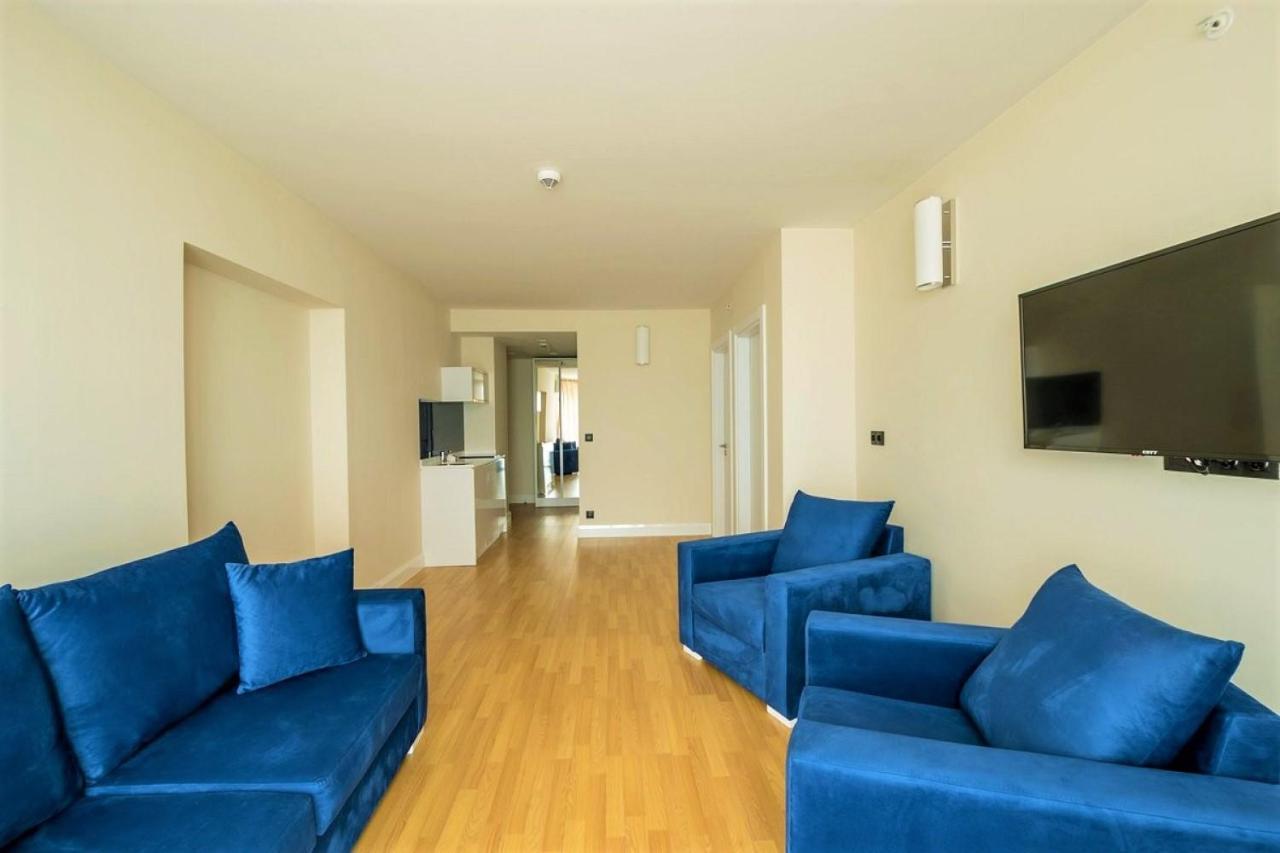 Batumi Beach Side & Sea View Aparthotel Ngoại thất bức ảnh